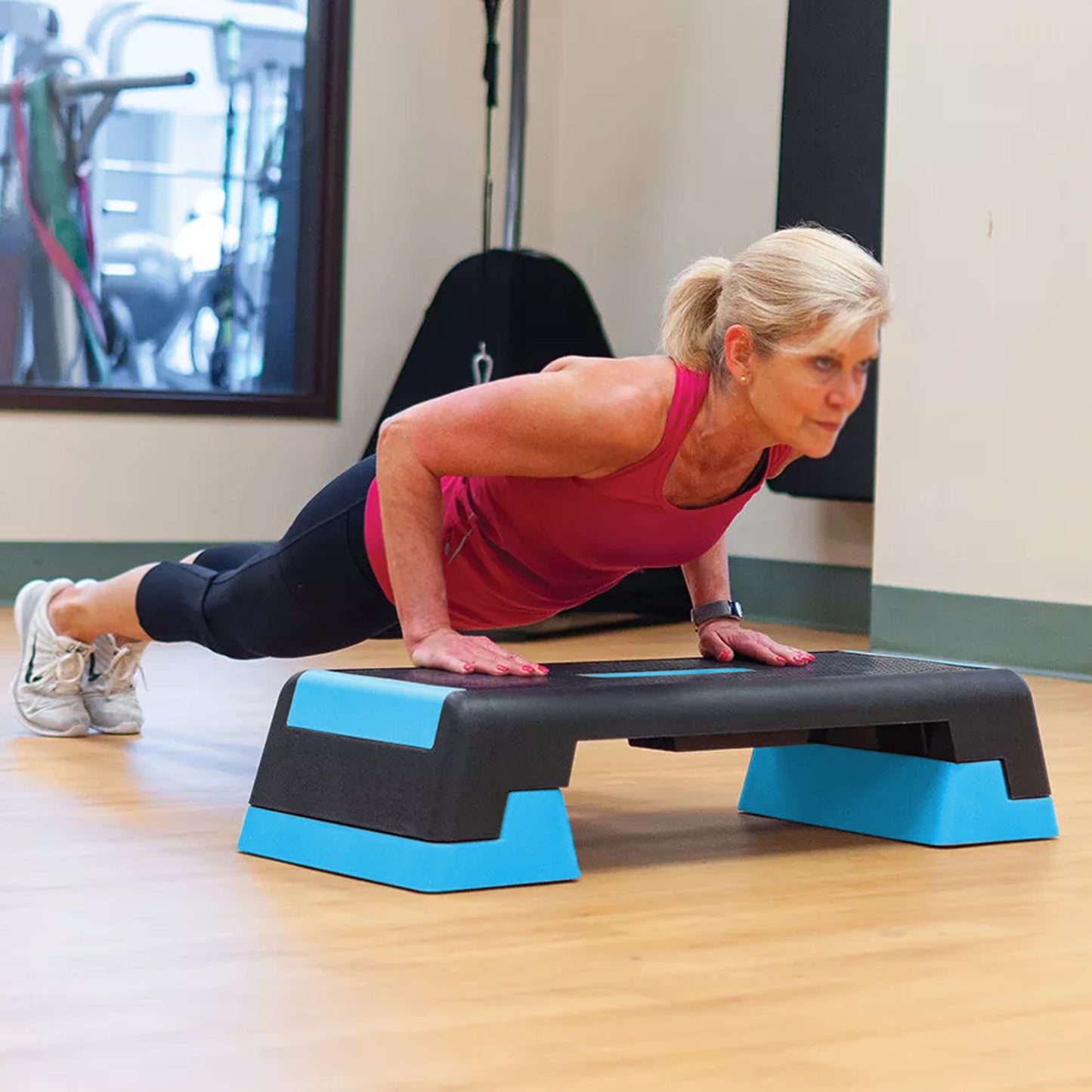Adjustable Aerobic Stepper Platform for Home Fitness - Height Customizable Step Board for Cardio Training - Multiple Sizes and Colours - Professional Workout Exercise Step Trainer - Non-Slip Design