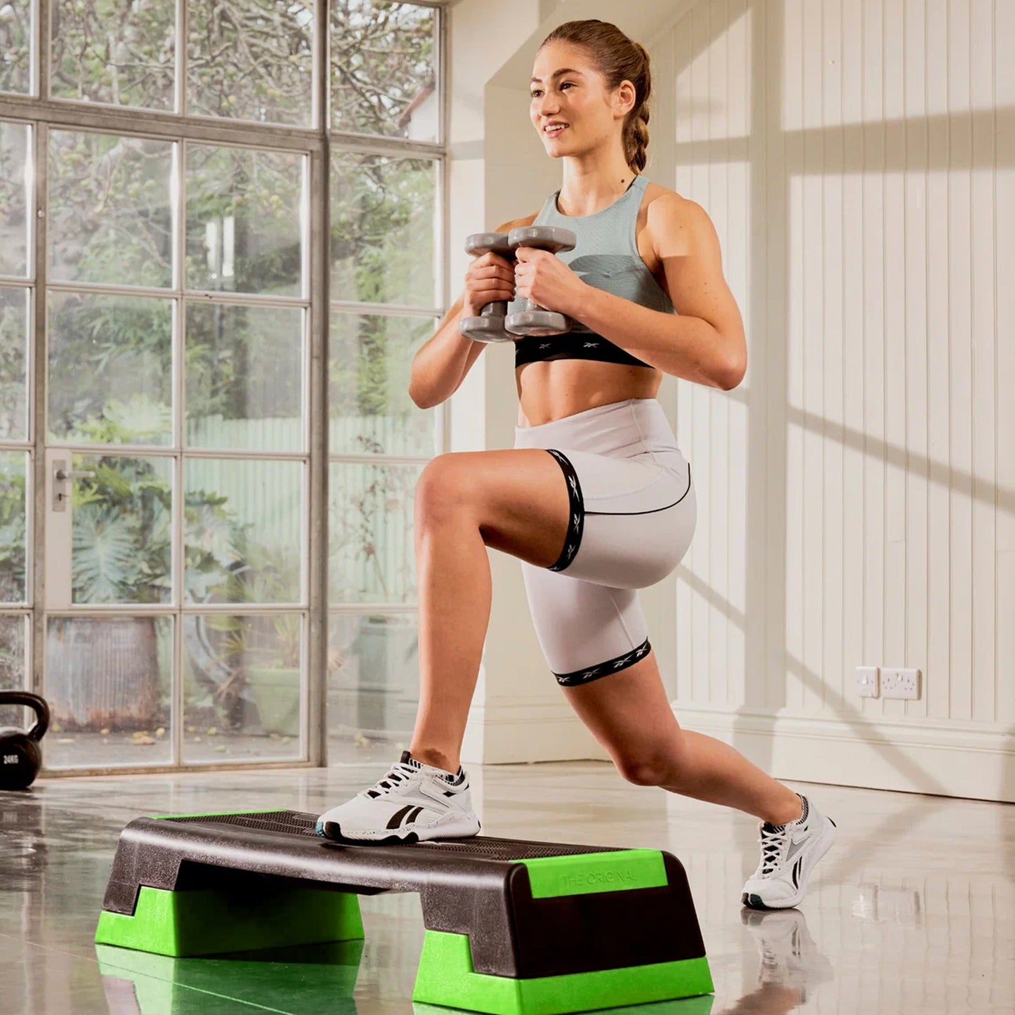 Adjustable Aerobic Stepper Platform for Home Fitness - Height Customizable Step Board for Cardio Training - Multiple Sizes and Colours - Professional Workout Exercise Step Trainer - Non-Slip Design
